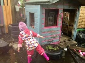 FCSS - child playing outside